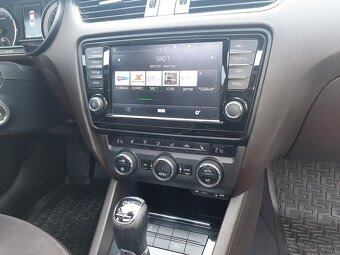 Škoda Octavia 3  2.0 TDI Laurin&Klement - 13