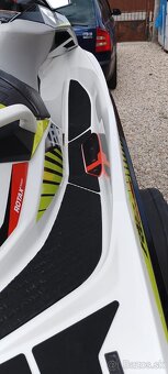 Vodný skúter Sea Doo RXP - 13