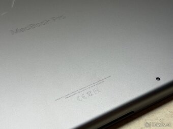 MacBook Pro 16" / M2 Pro / 16GB / 512GB / vesmírne šedý - 13