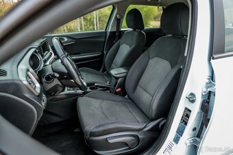 KIA CEED SW Combi 2020/8 1.6Crdi 85KW 217000km SK - 13