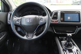 Honda HR-V 1,5 MT Elegance HRV - REZERVOVANÉ - 13