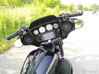 Harley Davidson Touring Bagger - 13