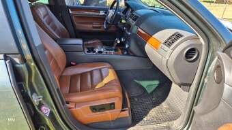 VW Touareg - 13