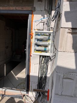 Stavebné práce ,elektroinštalačné práce,voda - 13