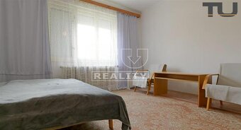 TUreality ponúka na predaj rodinný dom v obci Medzibrod... - 13