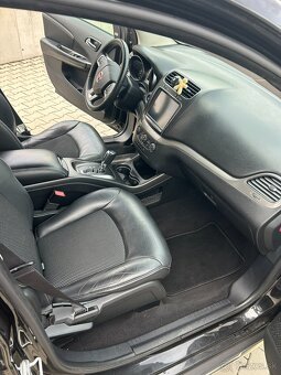 Fiat Freemont 2.0 MultiJet 4X4 CROSS, Automat, 7 miest, Koža - 13