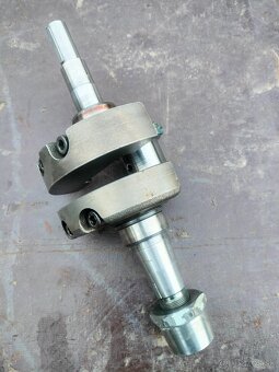 motor HATZ ES 75  --  náhradní díly -- - 13