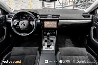 Škoda superb 2.0tdi 147kw 4x4 2022 plná vybava - 13