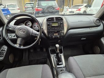 Toyota RAV4 2.0 D-4D 5D Sol - 13