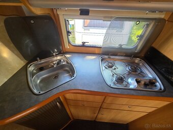 Obytný príves Sprite - 2004, len 1100 kg, sprcha - 13