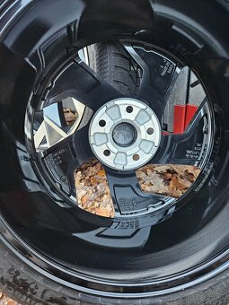 Zimní alu kola Trisuli 18" Škoda Superb 235/45 R18 - 13
