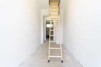 NOVOSTAVBA S VEĽKORYSÝM POZEMKOM PRI KOŠICIACH, 950 m², VAJK - 13