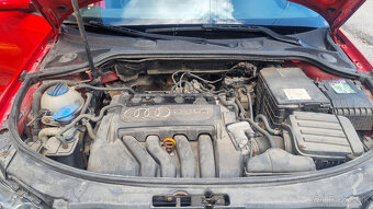 Audi A3 Sportback 2.0 FSI - 13