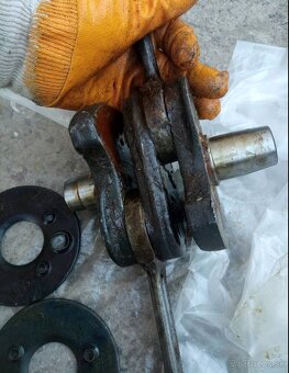 Originální nové díly z vojenského depozitu motor válce písty - 13