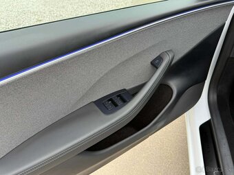 Tesla Model 3 Premium RWD LFP Battery 208kW - 13