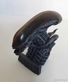 Alien votrelec zbierka - 13