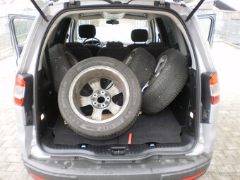 Ford Galaxy  2.0 TDCi - 13