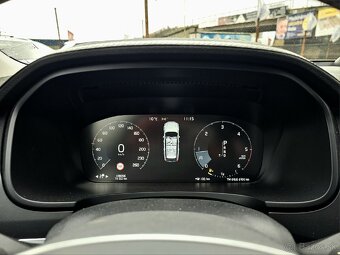 Volvo V90 D3 2.0L Momentum A/T - 13