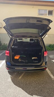 VW Touran 1,6TDI, Comfortline DSG 7st.automat, 7miest, ťažné - 13