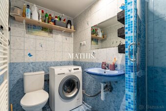 Na predaj priestranný rodinný dom s 3 podlažiami, krásnou zá - 13