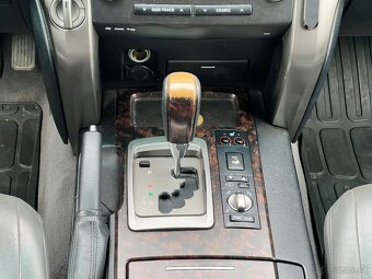 Toyota Landcruiser 200 4.5D - 13