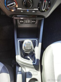 Hyundai i20 1.1 CRDi Comfort - 13