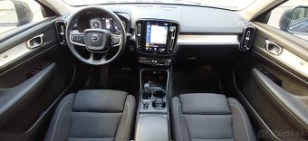 Volvo XC40 B4 Momentum Pro AWD A/T - 13