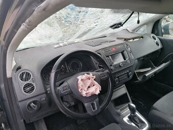 Golf plus 5.6 - rok 2010... - - - - 13
