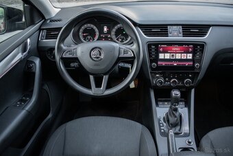 Škoda Octavia Combi 2.0 TDI Style DSG 4x4 - 13