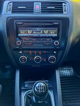 Volkswagen Jetta 1.2 TSI 2014 (4valec) Limited Edition - 13