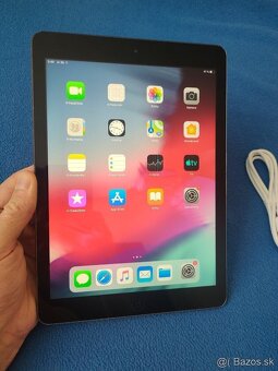 Apple iPad Air 32GB - 13