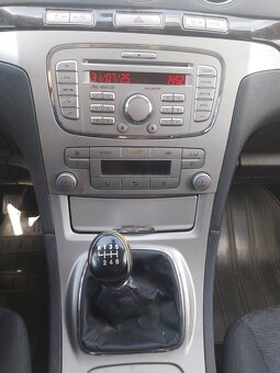 Ford Galaxy 2.0 TDCi Ghia X - 13