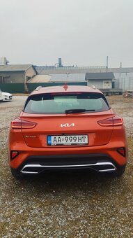 2025 KIA XCEED 1,5 T-Gdi, 103kW, najazdené 3200km - 13