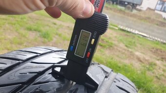 Elektrony s pneumatikami 215/55R17 - 13