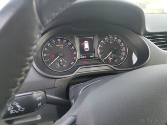 Škoda octavia combi 1,6tdi 2016 automat - 13