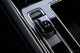 Škoda Enyaq 60 Bussines Edition - 13