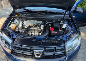 Dacia Sandero 1,0 SCe Top stav 1 Maj. Tažné benzín manuál - 13