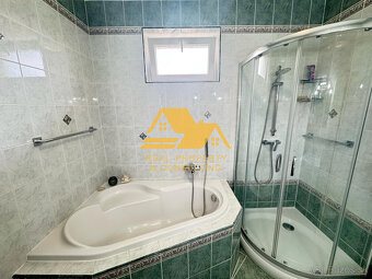 Exkluzívne Predám rodinný dom s garážou v tichej lokalite - 13