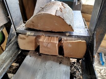 Štiepací automat - 13