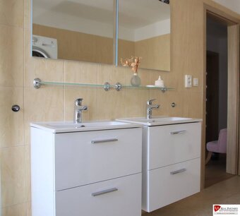 REB.sk Predaj 4 izbový dom.100 m2, pozemok 208 m2, Štúrova u - 13