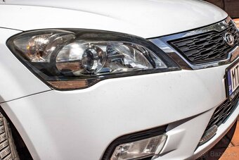 Kia Ceed 1.6 CRDi VRT - 13