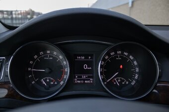 ŠKODA SUPERB 2.0 TDI DSG 170 PS - 13