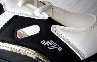 Bielo čierne botasky, v. 40 - 13