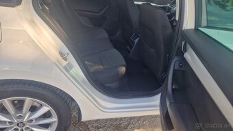 ŠKODA OCTAVIA COMBI 1.6 TDI - 13