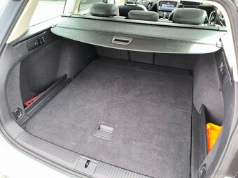 VW Passat Variant DSG 140KW 4motion 2018 Highline - 13