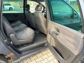Volkswagen Sharan 1.9 TDi 7 míst - 13