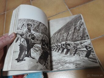 2x Hanzelka, Zikmund: Medzi dvoma oceánmi 1961, Tisíc a dve - 13