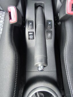 Suzuki 1.6 16V 4x4 - 13