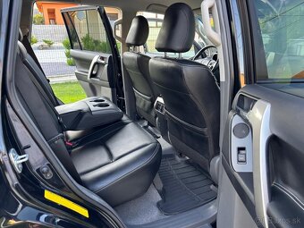 Toyota Landcruiser J150 - 13