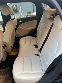 MERCEDES-BENZ B 180 - 13